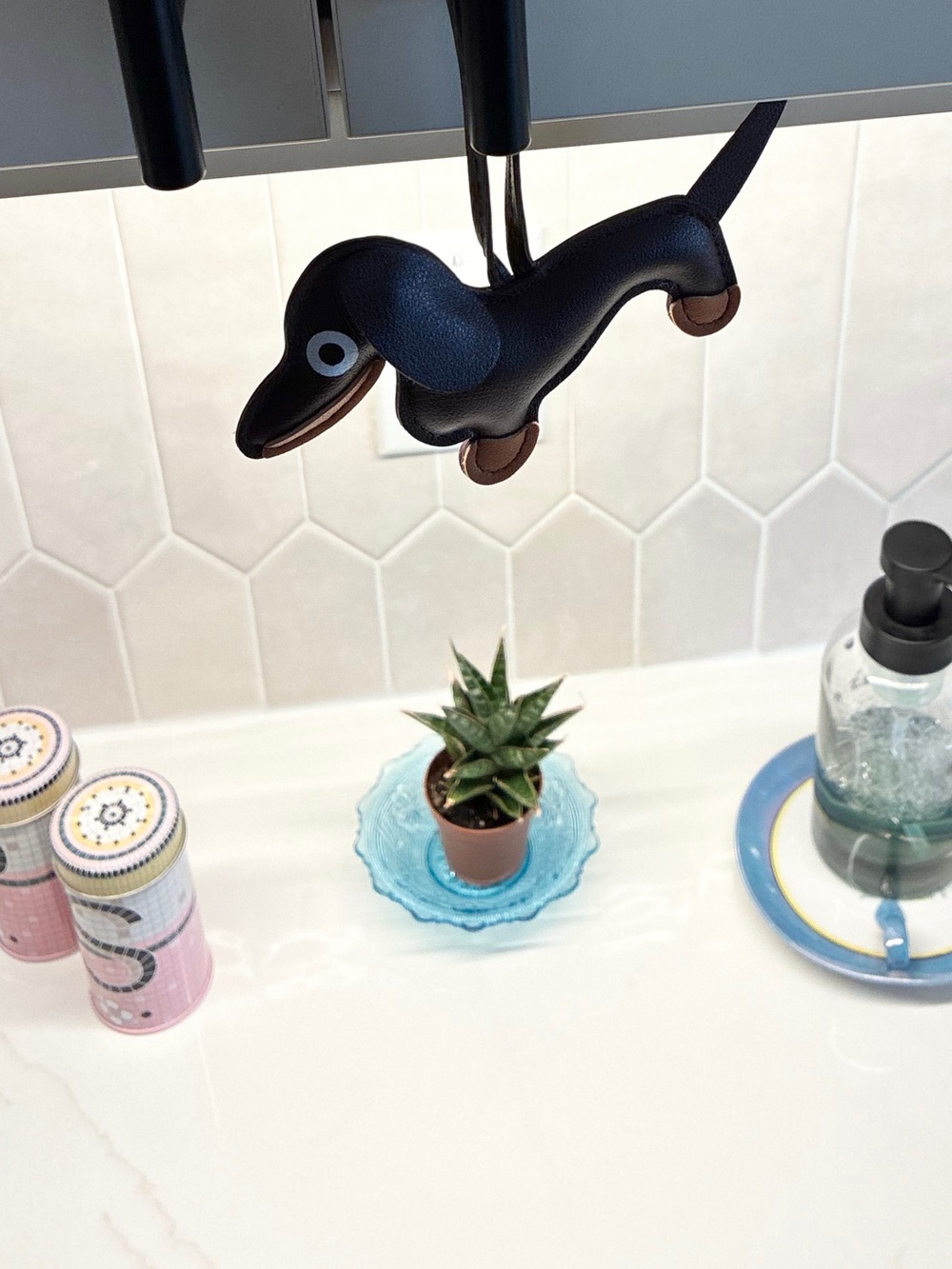 CHARM | Dachshund Dog Charm - Picture 3 of 3
